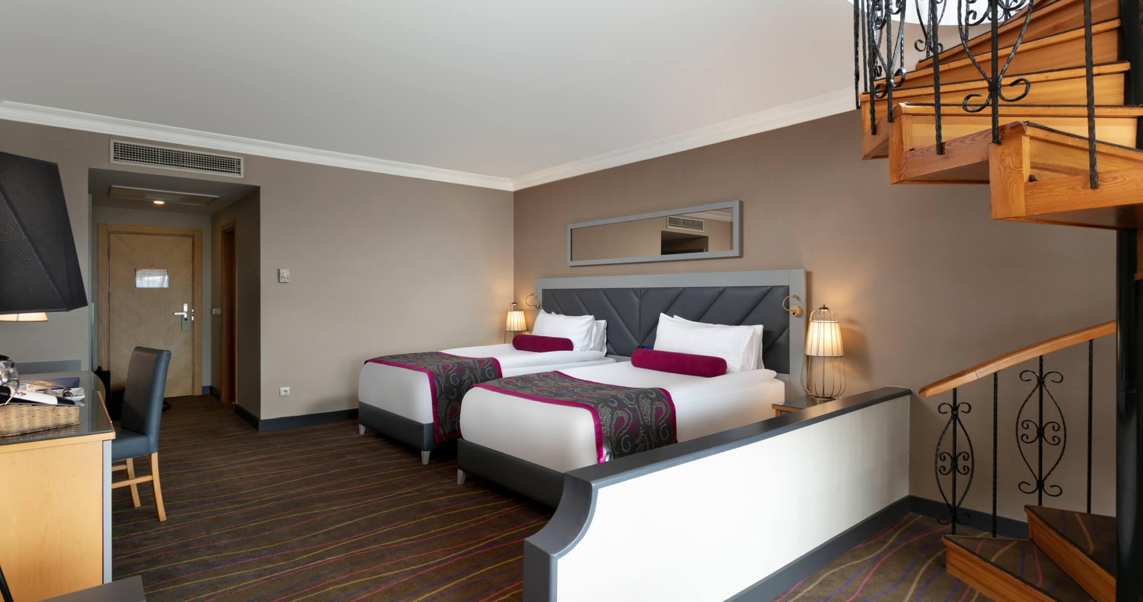 Sirene Belek Hotel Konaklama Dublex Aile Suit Center Slider D2