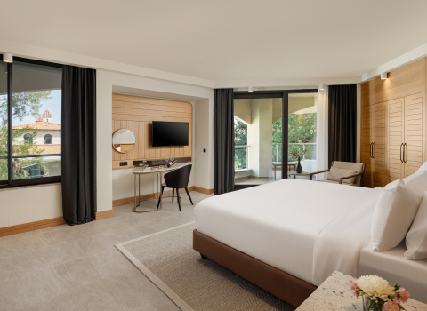 Sirene Belek Lale Suit Content