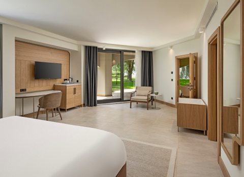 Sirene Belek Garden Suit Content