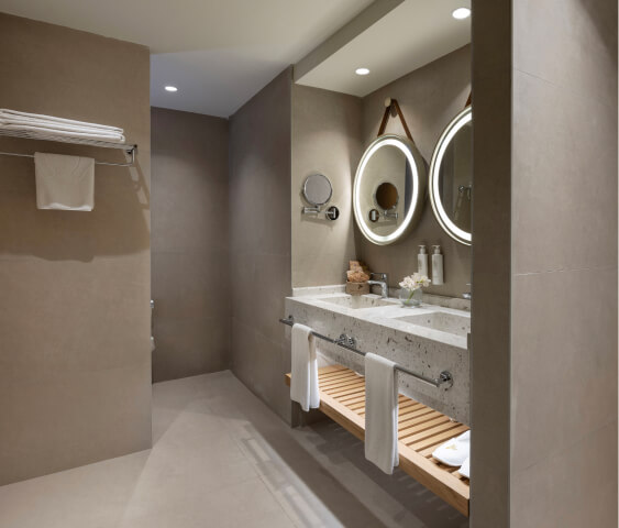 Sirene Belek Hotel Konaklama Deluxe Junior Suit Center Slider M4