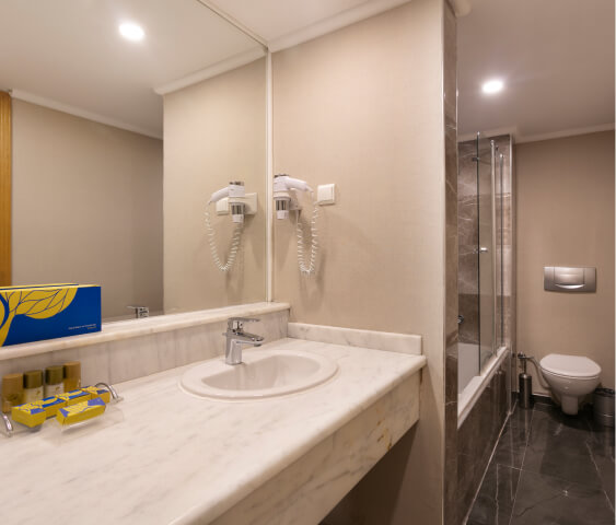 Sirene Belek Hotel Konaklama Dublex Aile Suit Center Slider M6