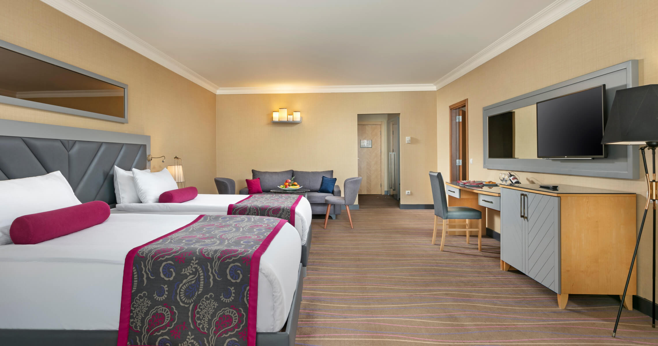 Sirene Belek Hotel Konaklama Aile Suit Center Slider D1