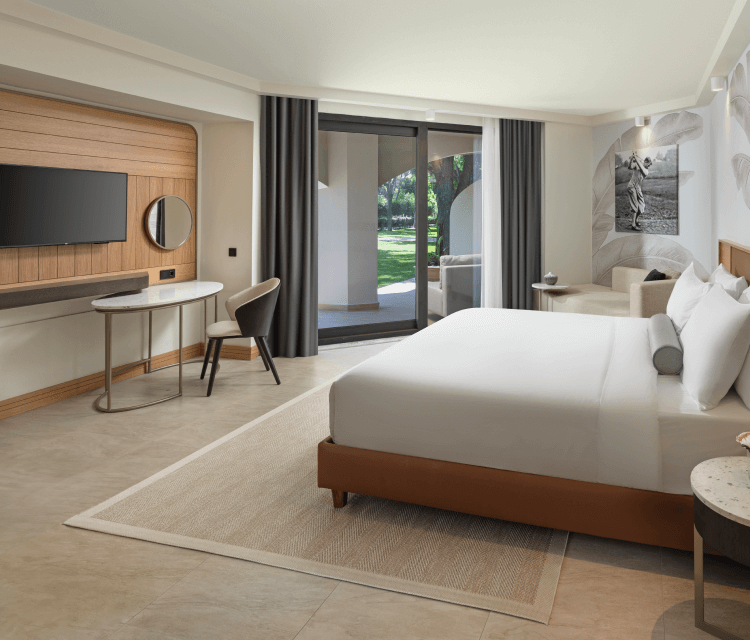 Sirene Belek Junior Suit Galeri M1