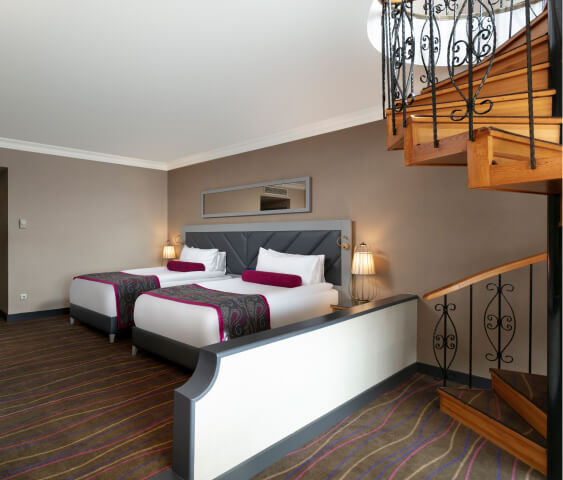 Sirene Belek Hotel Konaklama Dublex Aile Suit Center Slider M2